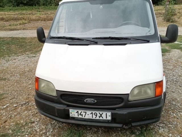 Белый Форд Транзит, объемом двигателя 0 л и пробегом 390 тыс. км за 2500 $, фото 1 на Automoto.ua
