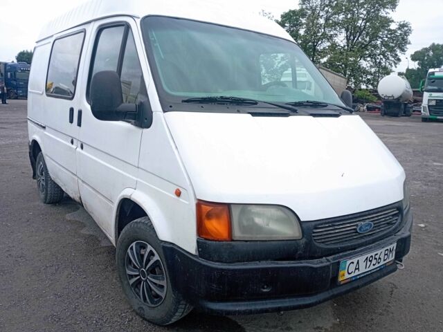 Белый Форд Транзит, объемом двигателя 2.5 л и пробегом 300 тыс. км за 1900 $, фото 1 на Automoto.ua