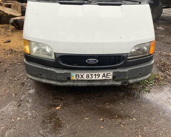 Білий Форд Транзит, об'ємом двигуна 2.5 л та пробігом 300 тис. км за 2600 $, фото 1 на Automoto.ua
