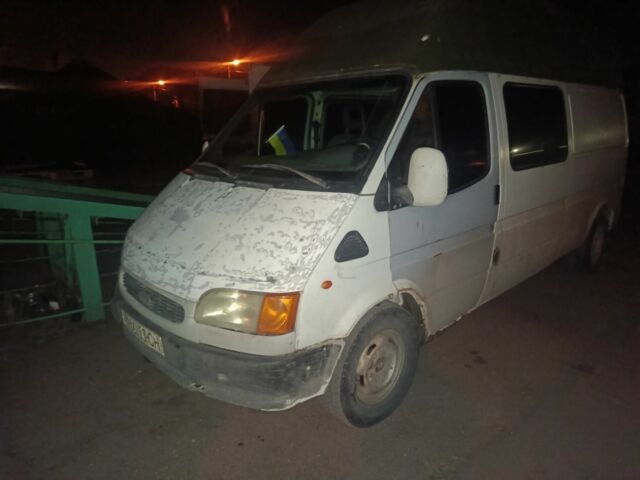 Белый Форд Транзит, объемом двигателя 2 л и пробегом 900 тыс. км за 700 $, фото 1 на Automoto.ua