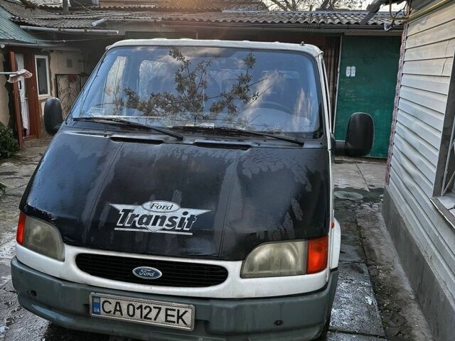 Білий Форд Транзит, об'ємом двигуна 2.5 л та пробігом 297 тис. км за 3200 $, фото 1 на Automoto.ua
