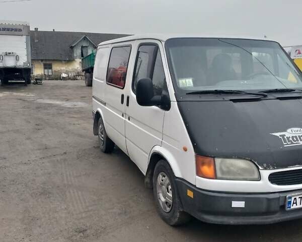 Белый Форд Транзит, объемом двигателя 2.5 л и пробегом 356 тыс. км за 3000 $, фото 1 на Automoto.ua