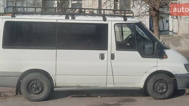 Белый Форд Транзит, объемом двигателя 2 л и пробегом 450 тыс. км за 4500 $, фото 1 на Automoto.ua