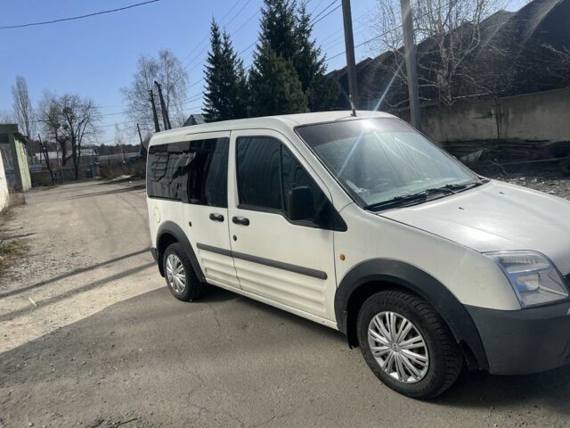Білий Форд Транзит, об'ємом двигуна 1.8 л та пробігом 350 тис. км за 3500 $, фото 1 на Automoto.ua