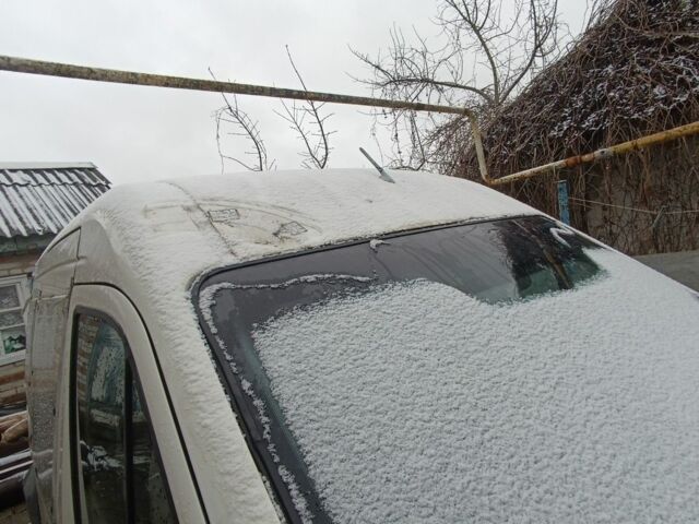 Белый Форд Транзит, объемом двигателя 1.8 л и пробегом 300 тыс. км за 2700 $, фото 1 на Automoto.ua