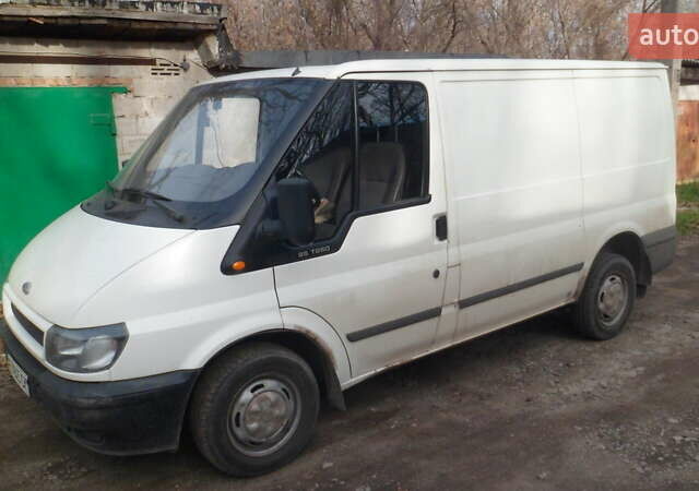 Белый Форд Транзит, объемом двигателя 2 л и пробегом 208 тыс. км за 3800 $, фото 1 на Automoto.ua