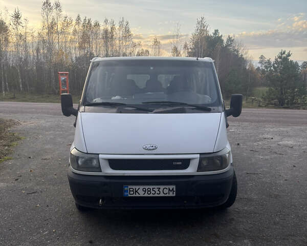 Белый Форд Транзит, объемом двигателя 2 л и пробегом 470 тыс. км за 3500 $, фото 1 на Automoto.ua