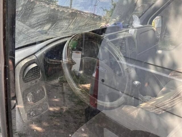 Білий Форд Транзит, об'ємом двигуна 2 л та пробігом 300 тис. км за 2500 $, фото 1 на Automoto.ua