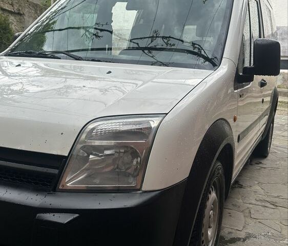 Білий Форд Транзит, об'ємом двигуна 1.8 л та пробігом 237 тис. км за 3900 $, фото 1 на Automoto.ua