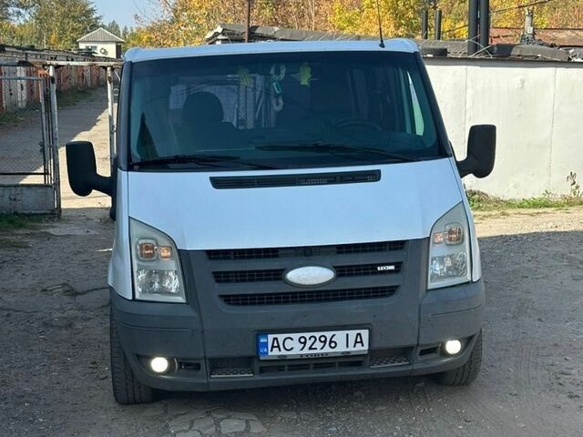Білий Форд Транзит, об'ємом двигуна 2.2 л та пробігом 406 тис. км за 6600 $, фото 1 на Automoto.ua
