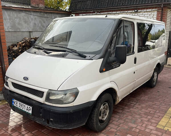 Белый Форд Транзит, объемом двигателя 2 л и пробегом 300 тыс. км за 2350 $, фото 1 на Automoto.ua
