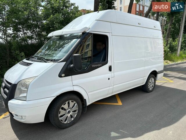 Білий Форд Транзит, об'ємом двигуна 2.4 л та пробігом 350 тис. км за 12400 $, фото 1 на Automoto.ua