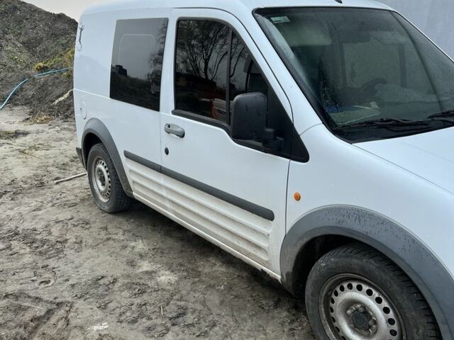 Белый Форд Транзит, объемом двигателя 1.8 л и пробегом 233 тыс. км за 3100 $, фото 1 на Automoto.ua