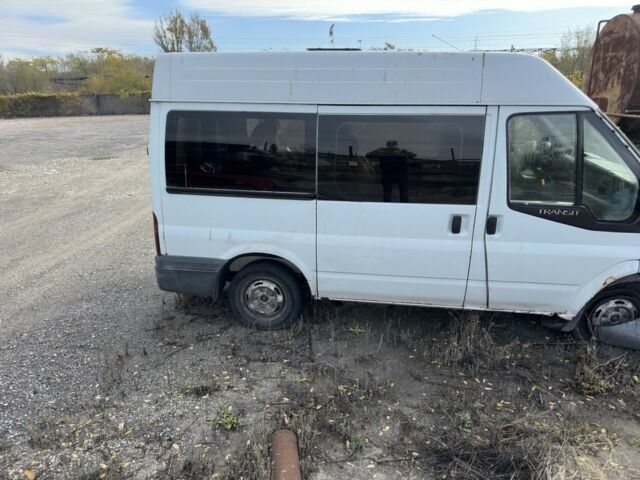 Форд Транзит 2007 в Каменское - Днепродзержинск на Automoto.ua Белый Форд Транзит, объемом двигателя 2.2 л и пробегом 320 тыс. км за 1000 $, фото 1 на Automoto.ua