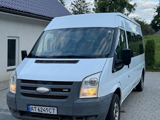 Білий Форд Транзит, об'ємом двигуна 2.2 л та пробігом 294 тис. км за 6900 $, фото 1 на Automoto.ua