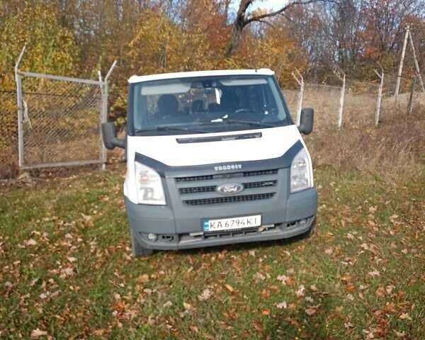 Білий Форд Транзит, об'ємом двигуна 2.2 л та пробігом 343 тис. км за 6200 $, фото 1 на Automoto.ua