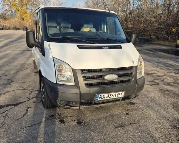 Белый Форд Транзит, объемом двигателя 2.2 л и пробегом 365 тыс. км за 3000 $, фото 1 на Automoto.ua