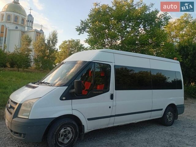 Білий Форд Транзит, об'ємом двигуна 2.2 л та пробігом 298 тис. км за 9000 $, фото 1 на Automoto.ua
