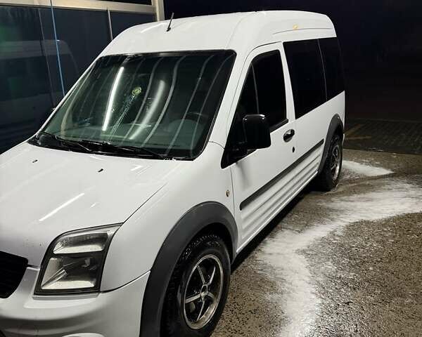 Білий Форд Транзит, об'ємом двигуна 1.8 л та пробігом 257 тис. км за 5500 $, фото 1 на Automoto.ua