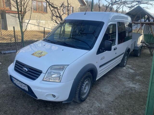 Белый Форд Транзит, объемом двигателя 1.8 л и пробегом 132 тыс. км за 5999 $, фото 1 на Automoto.ua