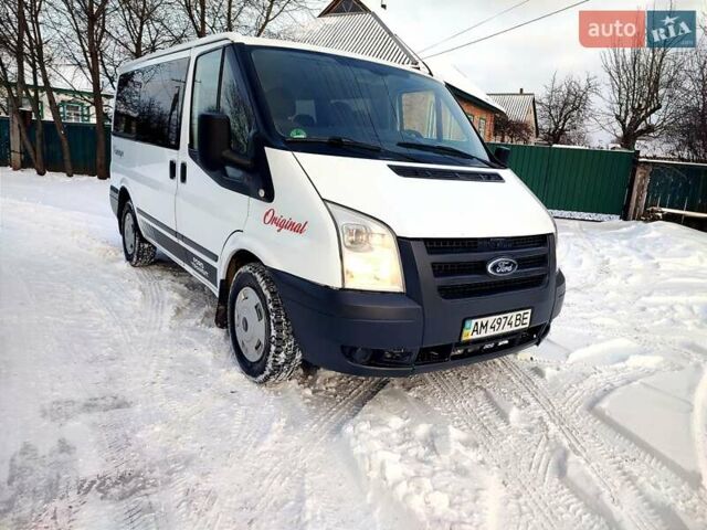 Белый Форд Транзит, объемом двигателя 2.2 л и пробегом 247 тыс. км за 8450 $, фото 1 на Automoto.ua
