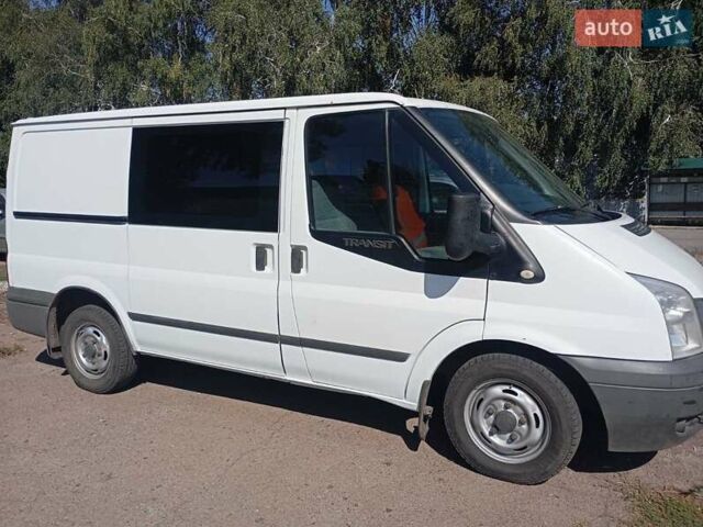 Білий Форд Транзит, об'ємом двигуна 2.2 л та пробігом 277 тис. км за 8700 $, фото 1 на Automoto.ua