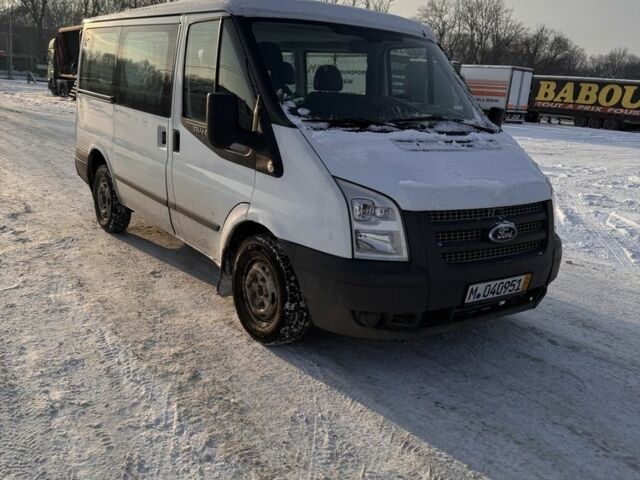Білий Форд Транзит, об'ємом двигуна 2.2 л та пробігом 220 тис. км за 3500 $, фото 1 на Automoto.ua