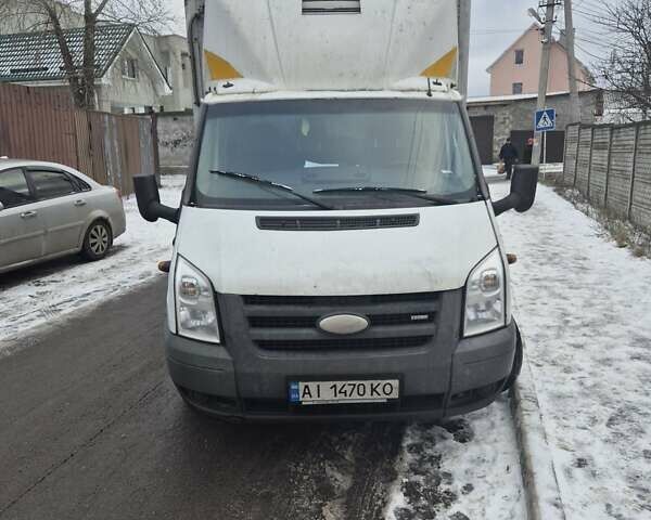 Білий Форд Транзит, об'ємом двигуна 2.4 л та пробігом 600 тис. км за 12000 $, фото 1 на Automoto.ua