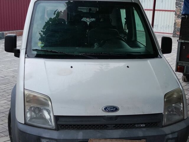 Белый Форд Транзит, объемом двигателя 0 л и пробегом 200 тыс. км за 4000 $, фото 1 на Automoto.ua