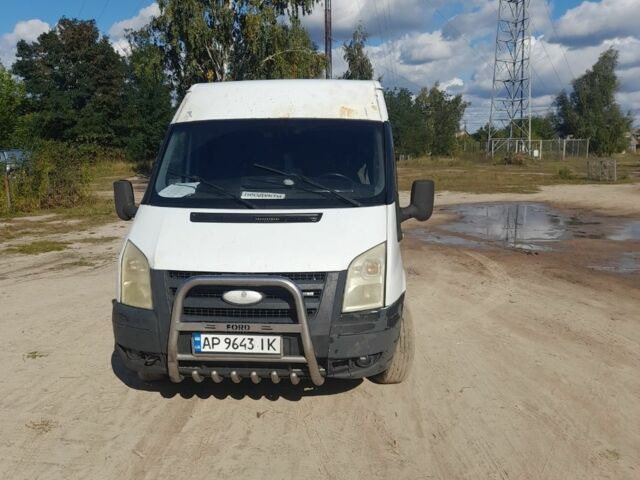 Білий Форд Транзит, об'ємом двигуна 2.2 л та пробігом 260 тис. км за 5000 $, фото 1 на Automoto.ua
