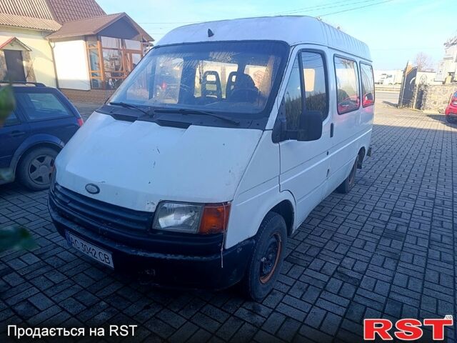 Білий Форд Транзит, об'ємом двигуна 2.5 л та пробігом 0 тис. км за 1850 $, фото 1 на Automoto.ua