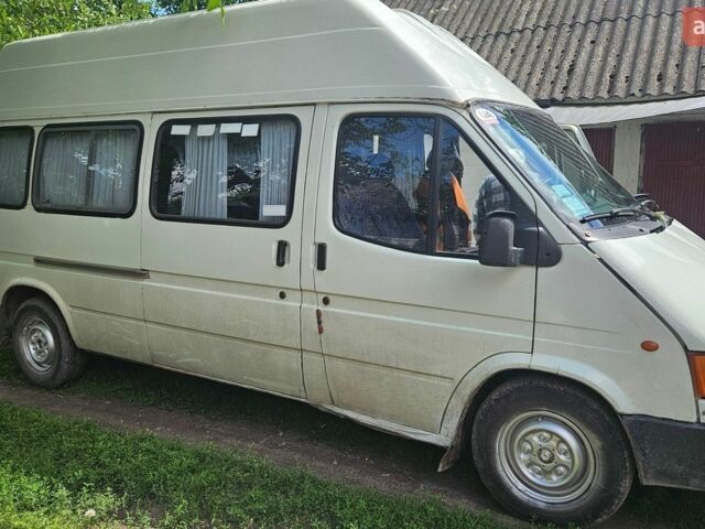 Білий Форд Транзит, об'ємом двигуна 2.5 л та пробігом 195 тис. км за 3200 $, фото 1 на Automoto.ua