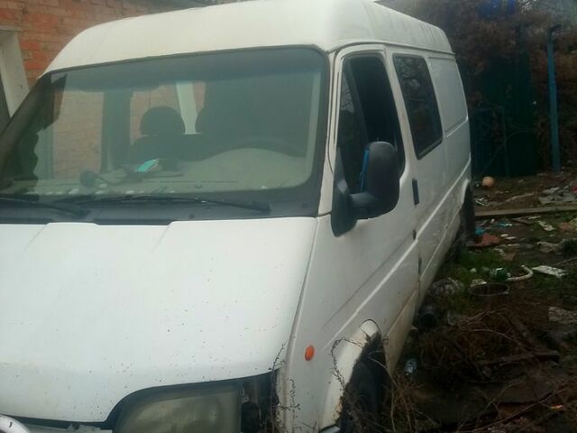 Белый Форд Транзит, объемом двигателя 2.5 л и пробегом 0 тыс. км за 1000 $, фото 1 на Automoto.ua