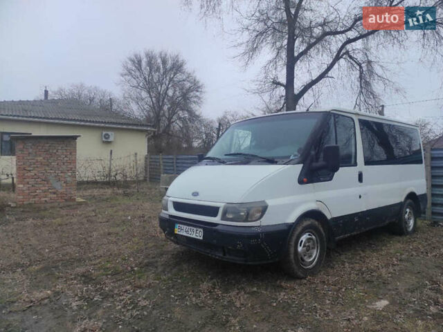 Белый Форд Транзит, объемом двигателя 2 л и пробегом 700 тыс. км за 3600 $, фото 1 на Automoto.ua