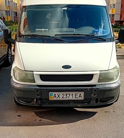Белый Форд Транзит, объемом двигателя 2 л и пробегом 500 тыс. км за 3500 $, фото 1 на Automoto.ua