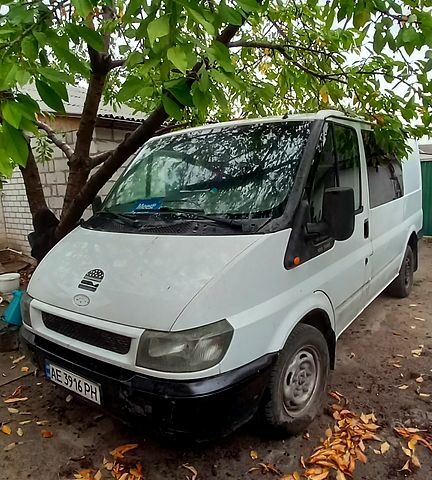 Белый Форд Транзит, объемом двигателя 20 л и пробегом 334 тыс. км за 4500 $, фото 1 на Automoto.ua