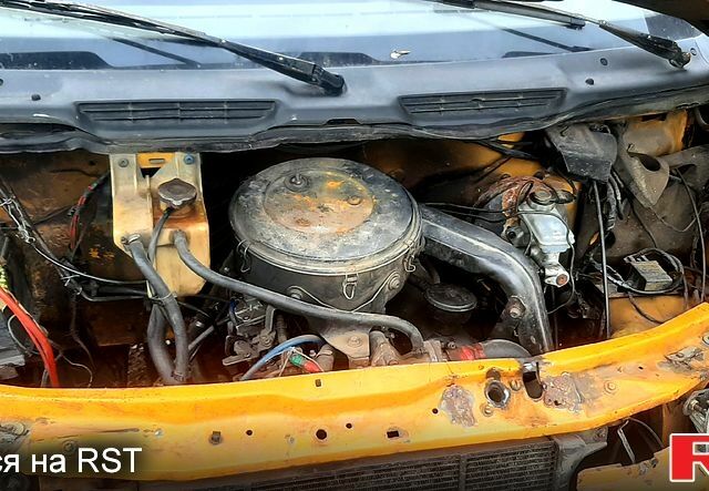 Білий Форд Транзит, об'ємом двигуна 1.8 л та пробігом 350 тис. км за 800 $, фото 1 на Automoto.ua