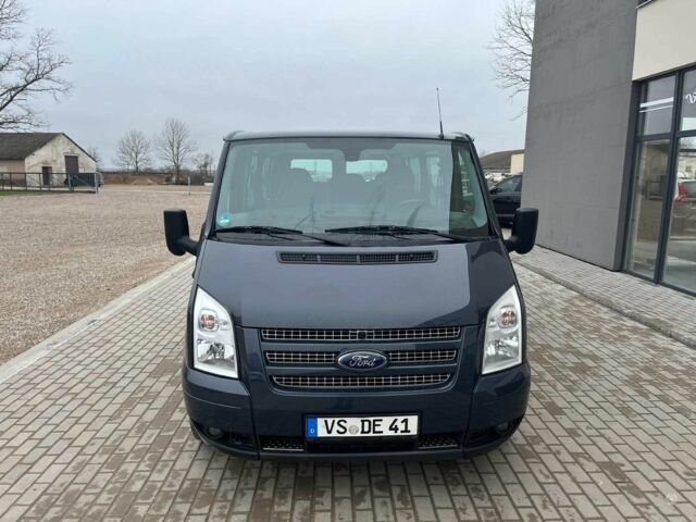 Фиолетовый Форд Транзит, объемом двигателя 2.2 л и пробегом 250 тыс. км за 7900 $, фото 1 на Automoto.ua