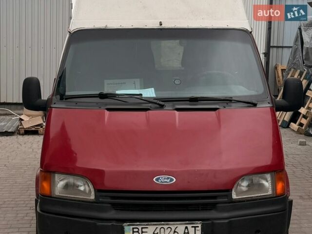 Червоний Форд Транзит, об'ємом двигуна 2.5 л та пробігом 98 тис. км за 4000 $, фото 1 на Automoto.ua