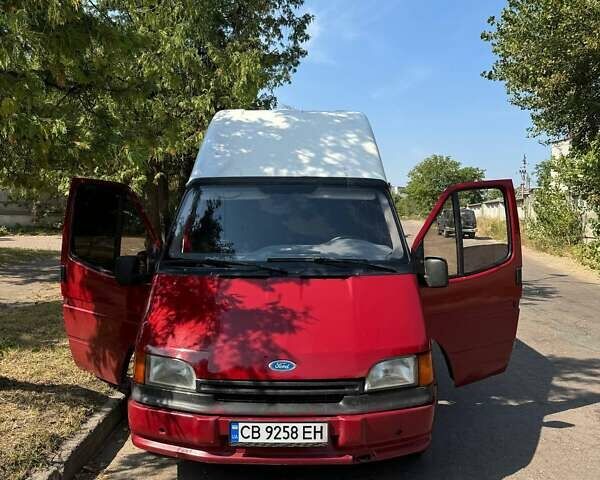 Червоний Форд Транзит, об'ємом двигуна 2.5 л та пробігом 460 тис. км за 2200 $, фото 1 на Automoto.ua
