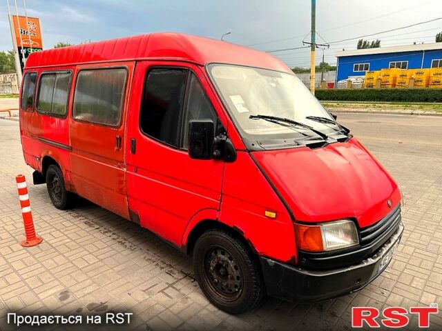 Красный Форд Транзит, объемом двигателя 2.5 л и пробегом 0 тыс. км за 1200 $, фото 1 на Automoto.ua
