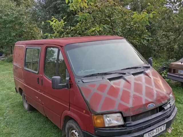 Красный Форд Транзит, объемом двигателя 2 л и пробегом 333 тыс. км за 400 $, фото 1 на Automoto.ua