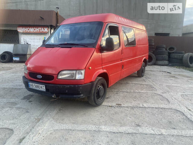 Красный Форд Транзит, объемом двигателя 2.5 л и пробегом 300 тыс. км за 4500 $, фото 1 на Automoto.ua