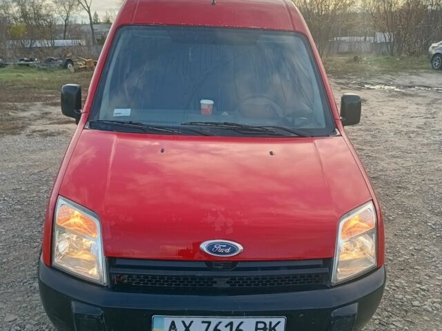 Красный Форд Транзит, объемом двигателя 1.8 л и пробегом 333 тыс. км за 2600 $, фото 1 на Automoto.ua