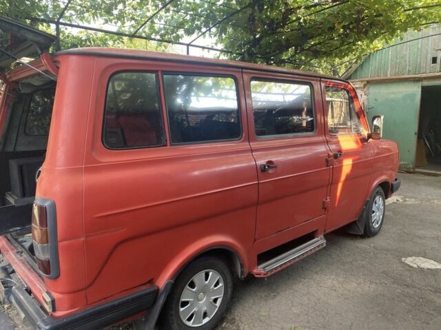 Красный Форд Транзит, объемом двигателя 2.4 л и пробегом 65 тыс. км за 2500 $, фото 1 на Automoto.ua