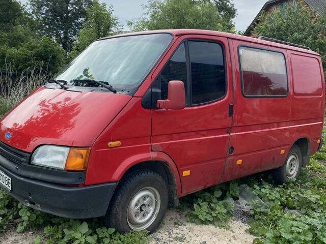 Красный Форд Транзит, объемом двигателя 2.5 л и пробегом 300 тыс. км за 2100 $, фото 1 на Automoto.ua