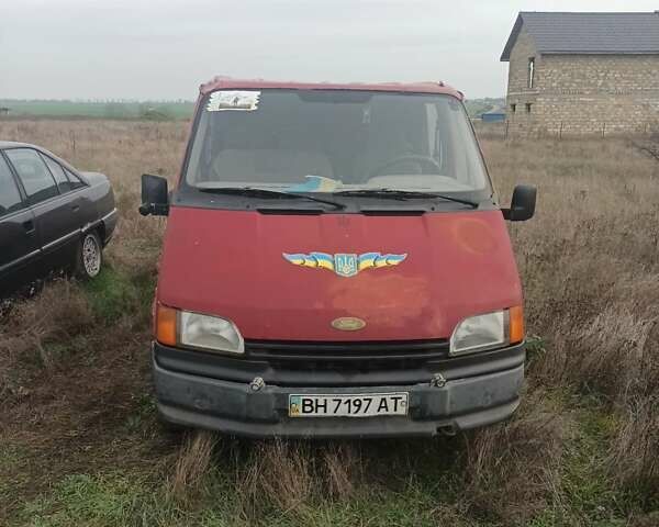 Червоний Форд Транзит, об'ємом двигуна 2.5 л та пробігом 540 тис. км за 1200 $, фото 1 на Automoto.ua