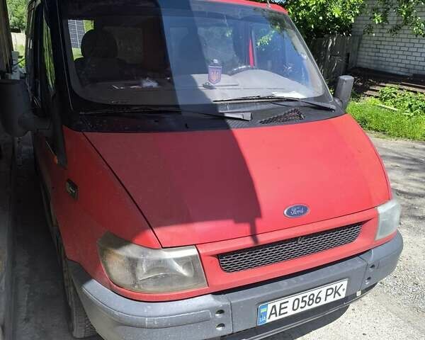 Красный Форд Транзит, объемом двигателя 2 л и пробегом 333 тыс. км за 2700 $, фото 1 на Automoto.ua