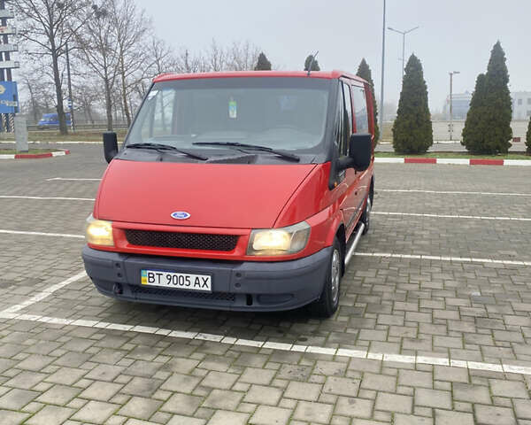 Красный Форд Транзит, объемом двигателя 2 л и пробегом 270 тыс. км за 5799 $, фото 1 на Automoto.ua