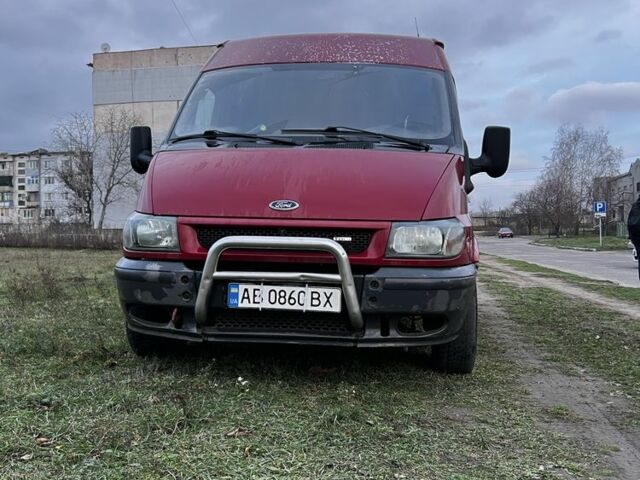 Красный Форд Транзит, объемом двигателя 2 л и пробегом 389 тыс. км за 2500 $, фото 1 на Automoto.ua